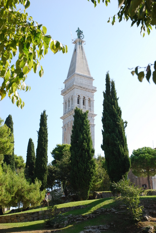 Rovinj, sa belle cathédrale et sa superbe vue sur la mer