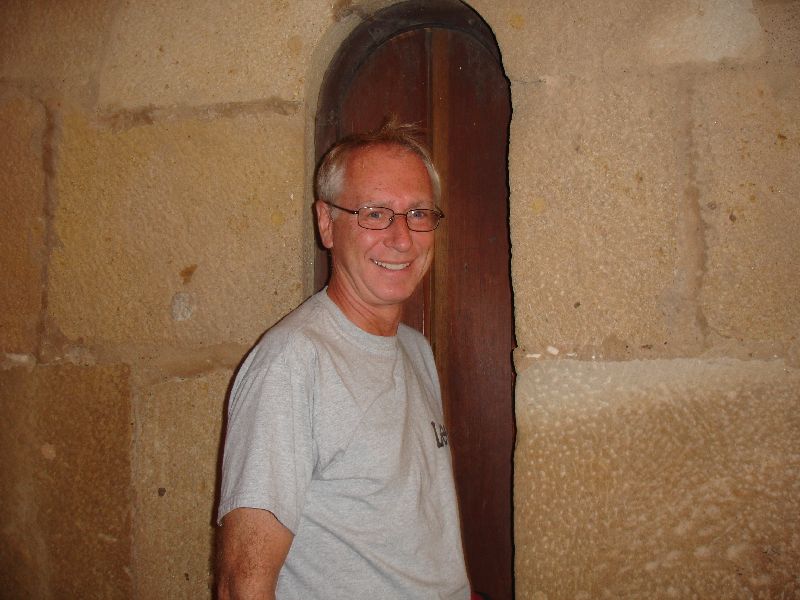 La porte du régime à emprunter pour sortir du réfectoire du monastère de Santa Maria de Alcobaça au Portugal.
