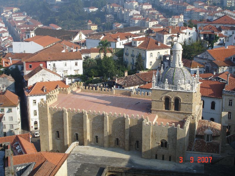 La nouvelle cathédrale de Coimbra, Portugal.