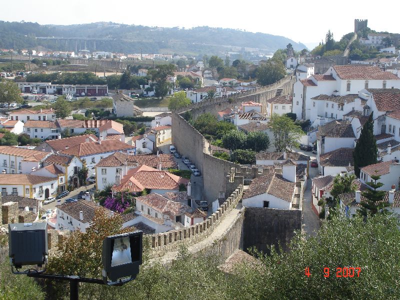 Remparts de la ville d’Óbidos, Portugal.