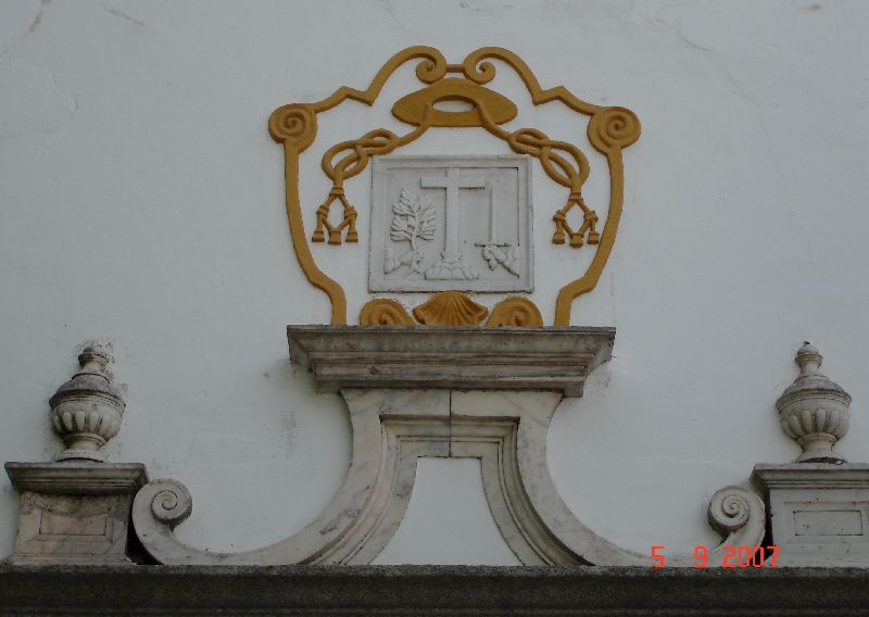Les armoiries de la Sé d’Évora, Portugal.