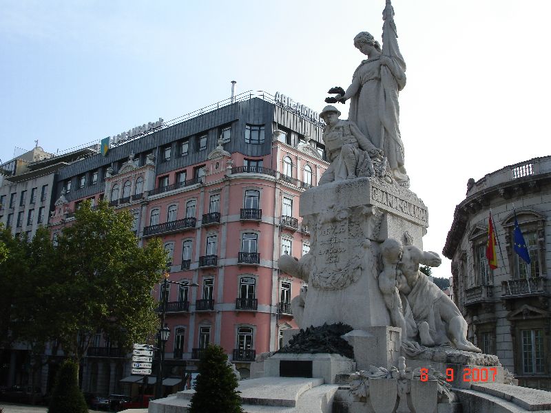 Monument érigé en hommage aux victimes de la Première Guerre mondiale, Lisbonne, Portugal.