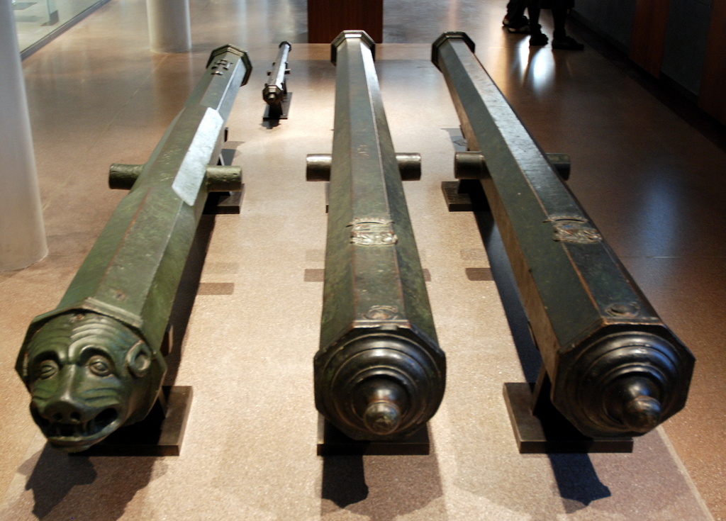 Musée de l’armée, Hôtel royal des Invalides, Paris, France. Musée de l’Armée, Hôtel royal des Invalides, Paris, France.