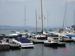 Marina sur le lac Champlain, Burlington, Vermont.