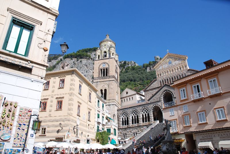 Duomo d’Amalfi et son clocher, Italie.