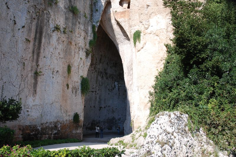 L’oreille de Denys, Orecchio di Dioniso sur le site archéologique de Neapolis, Syracuse, Italie.
