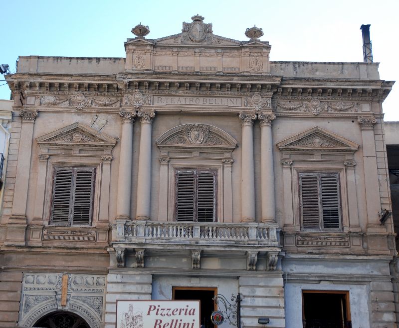 L’ancien théâtre Bellini, Palerme, Sicile, Italie.