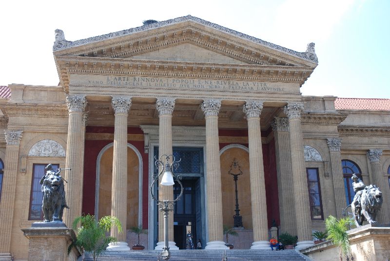 Le théâtre Massimo, Palerme, Sicile, Italie.