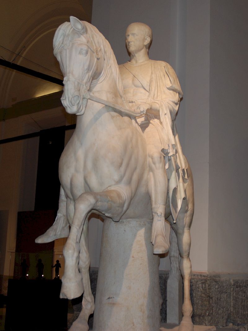Statue équestre de Marcus Nonius Balbus, Musée archéologique national de Naples, Italie.