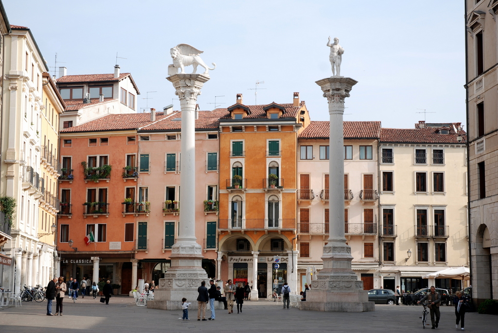 Piazza dei Signori, Vicence, Vénétie, Italie.