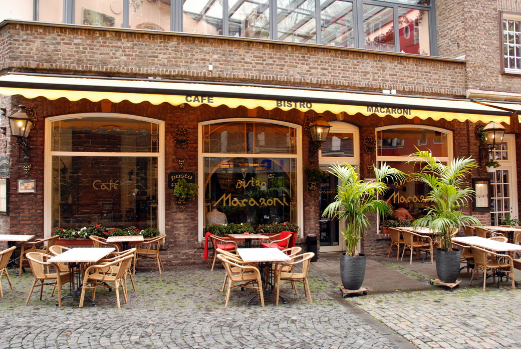 Café & Bistro Macaroni, Aix-la-Chapelle, Allemagne