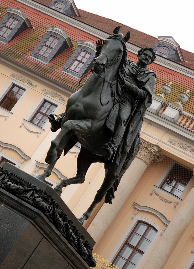 Statue de Carl August, Place de la Démocratie, Weimar, Thuringe, Allemagne