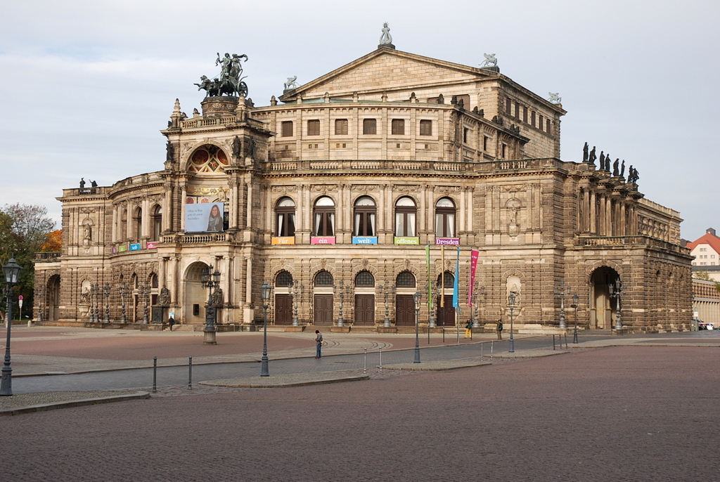 Opéra Semper, Theaterplatz, Dresde, Saxe, Allemagne