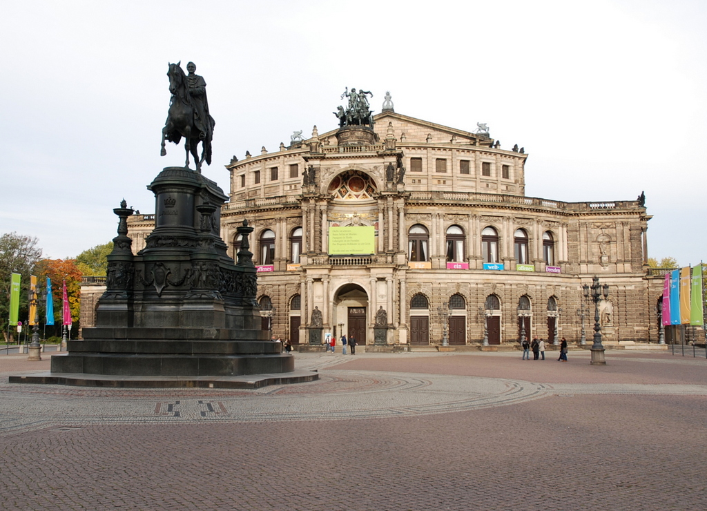 Theaterplatz, Dresde, Saxe, Allemagne