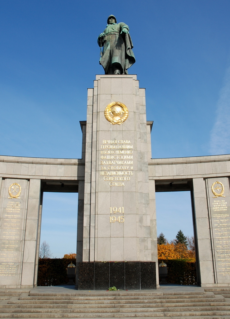 Mémorial soviétique de Tiergarten, Berlin, Allemagne
