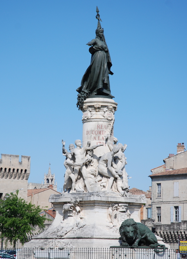 Monument du centenaire du Comtat Venaissin, Avignon, France