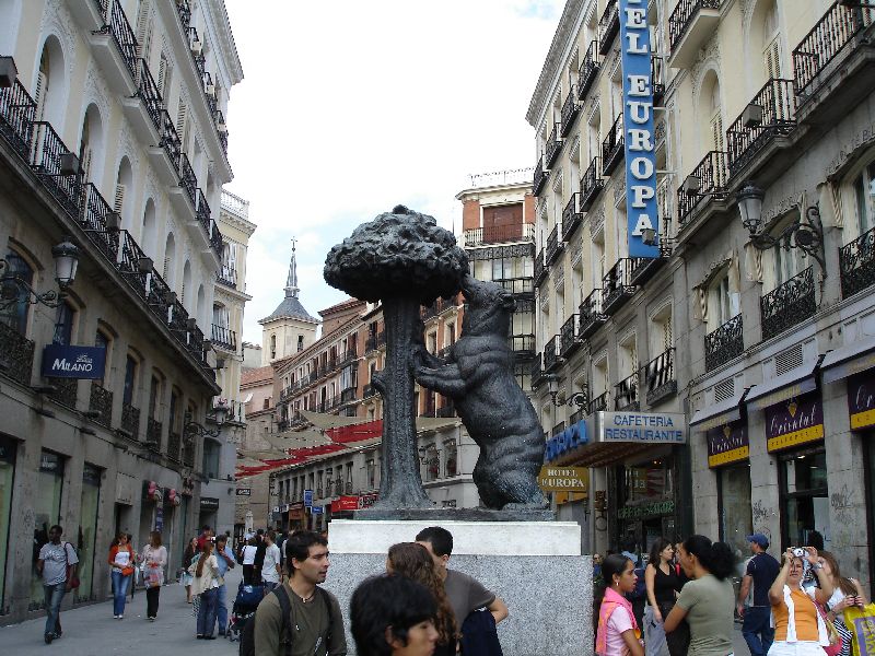 L’ours et l’arbousier, Madrid, Espagne. 