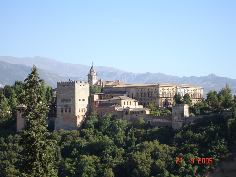 Grenade, Espagne : l'Alhambra vu de l'Albaicin.