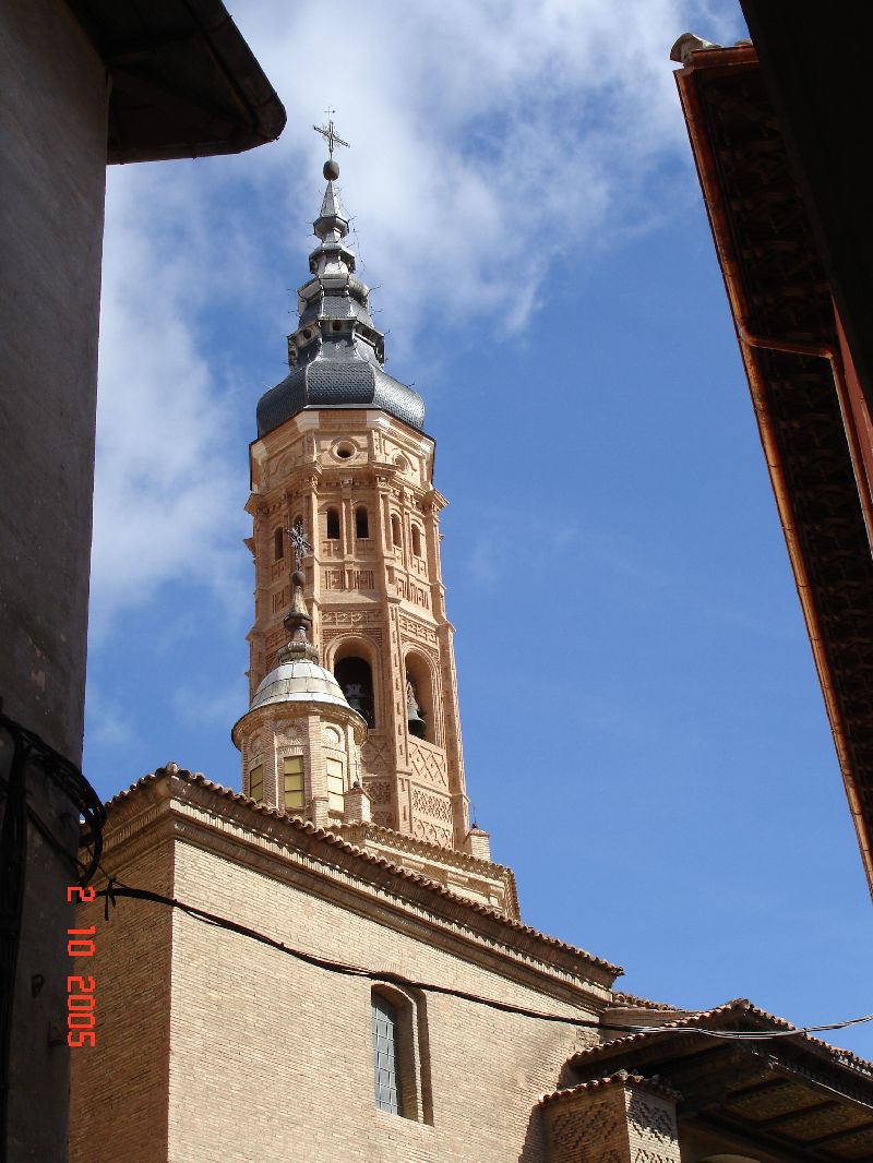 Clocher d’une église de Calatayud, Espagne.
