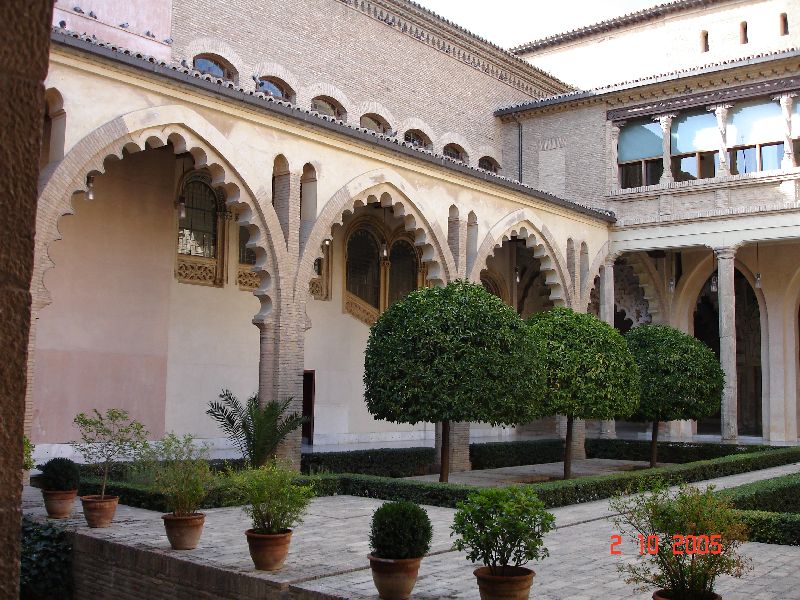 Le château de la Aljaferia, de style mudéjar. Zaragoza, Espagne.