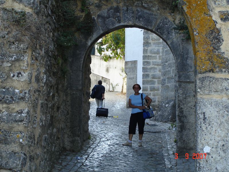 La porte du petit village d’Ourem au Portugal.