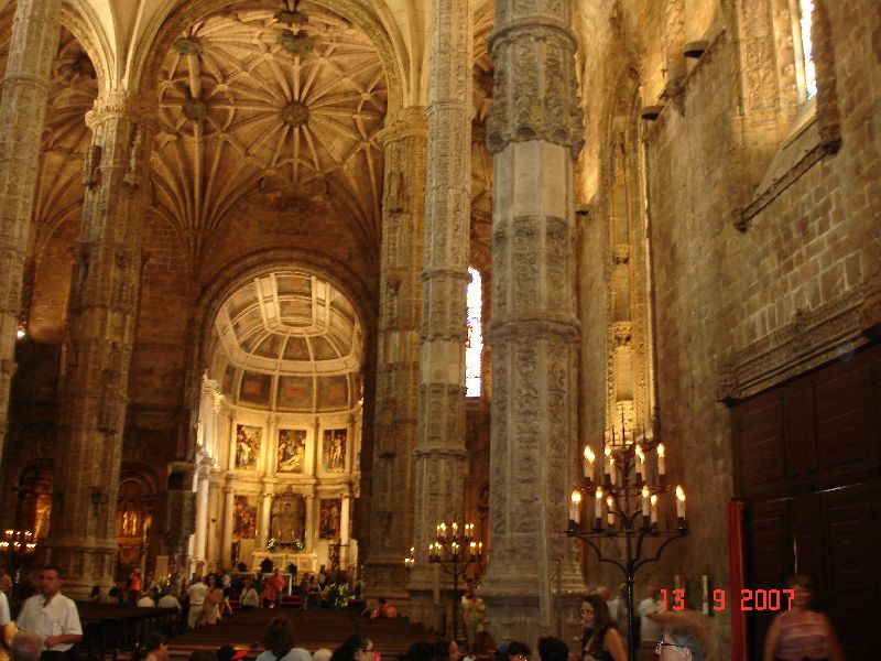 La coupole de l’église Santa Maria du Mosteiro dos Jerónimos, Lisbonne, Portugal.