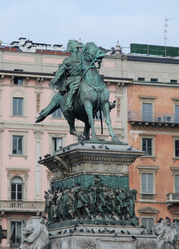 Statue équestre de Vittorio Emanuele II, Milan, Italie.