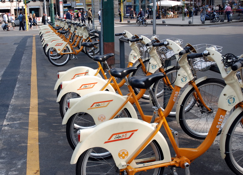 Vélos libre-service, Milan, Italie.