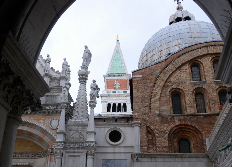 La cour intérieure du palais des Doges, place Saint-Marc, Venise, Italie.