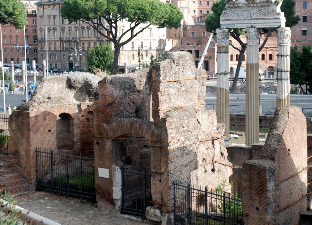 Forums impériaux et romain, Rome, Italie. Forums impériaux et romain, Rome, Italie.