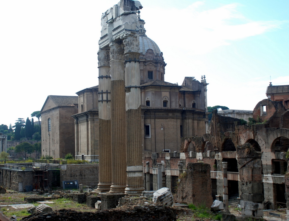 Forums impériaux et romain, Rome, Italie. Forums impériaux et romain, Rome, Italie.