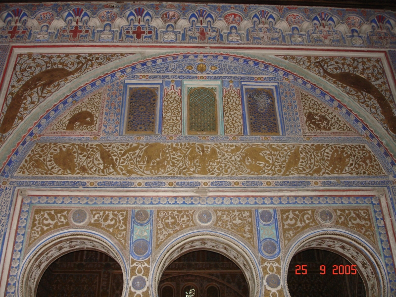  Les murs des palais royaux sont superbement décorés, Séville, Espagne.