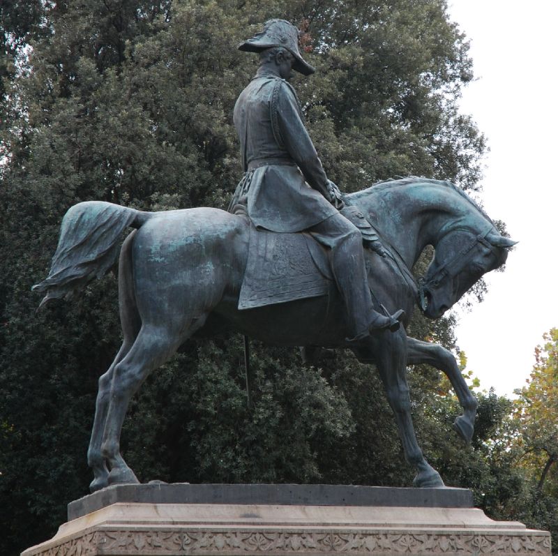 La statue équestre de Carlo Alberto, Rome, Italie.