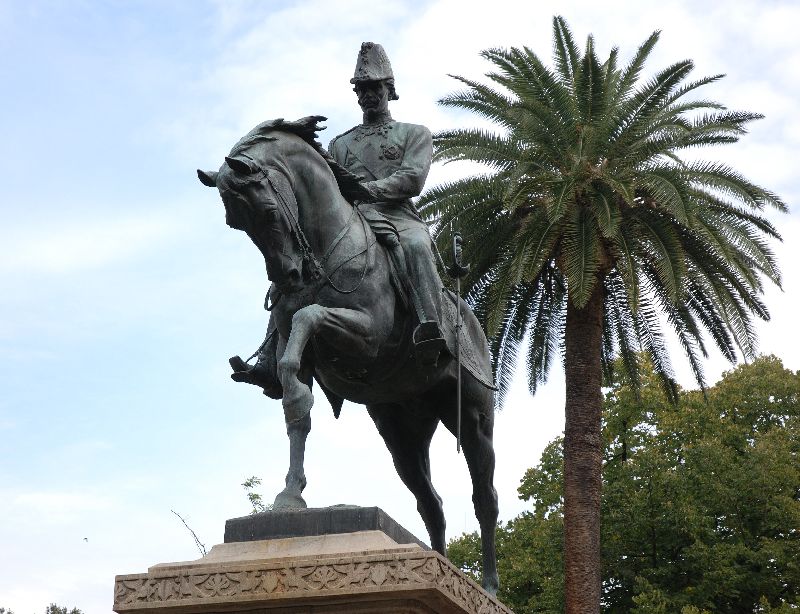 La statue équestre de Carlo Alberto, Rome, Italie.