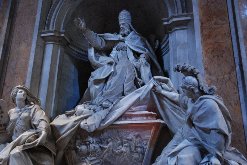 Le monument funéraire de Grégoire XIII, Basilique Saint-Pierre de Rome, Italie.