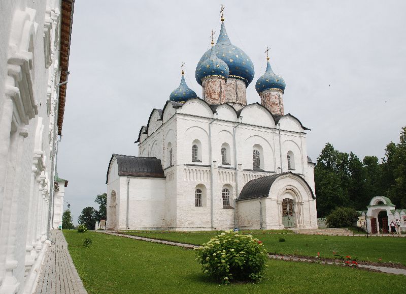 Cathédrale de la Nativité de-la- Vierge, Souzdal, Russie.