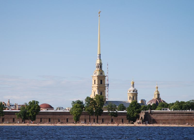 Saint-Pétersbourg vu des canaux de la Neva, Saint-Pétersbourg, Russie.