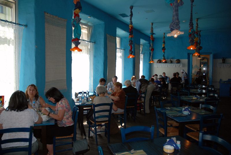 Petit restaurant grec, Saint-Pétersbourg, Russie.