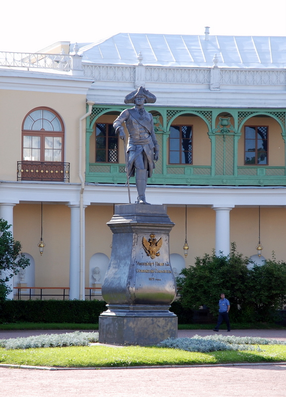 Satue de Paul 1er, palais de Pavlovsk, Pouchkine, Russie.