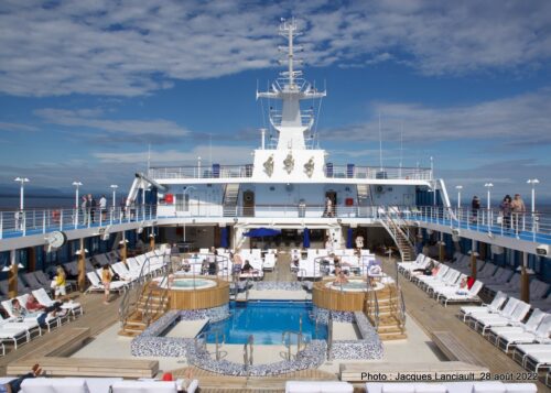 Regatta, Oceania Cruises, en mer