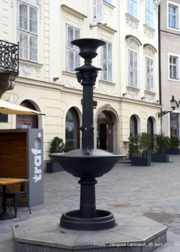 Fontaine aux Oiseaux, Bratislava, Slovaquie