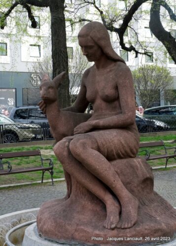 La fille et la biche, Bratislava, Slovaquie 