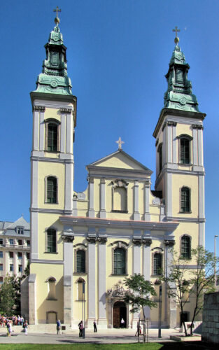 Église Notre-Dame-de-l'Assomption, Budapest, Hongrie