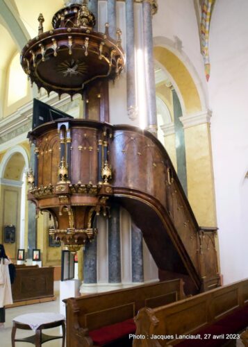 Chaire, église Notre-Dame-de-l'Assomption, Budapest, Hongrie