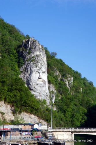Sculpture du roi Décébale, Roumanie